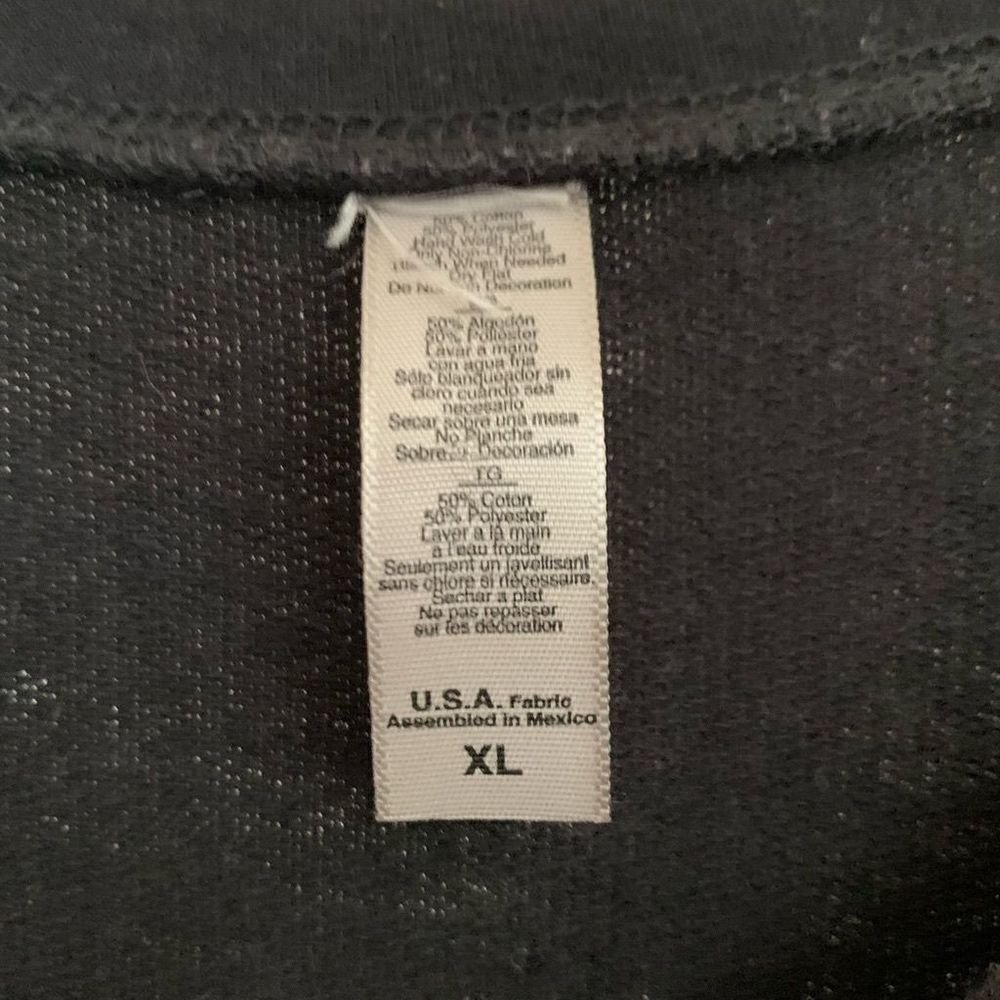 Graphic pull over - image 3